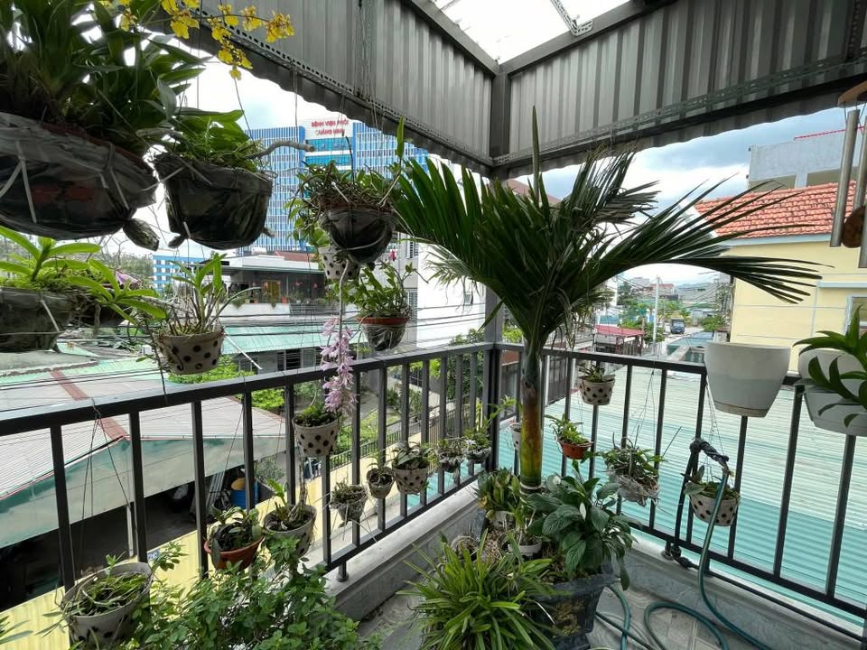 Nhà mới xây tại Ngõ 33 Cao Xanh, Hạ Long 99m² giá 3 tỷ - Thiết kế hiện đại, không gian sống lý tưởng!