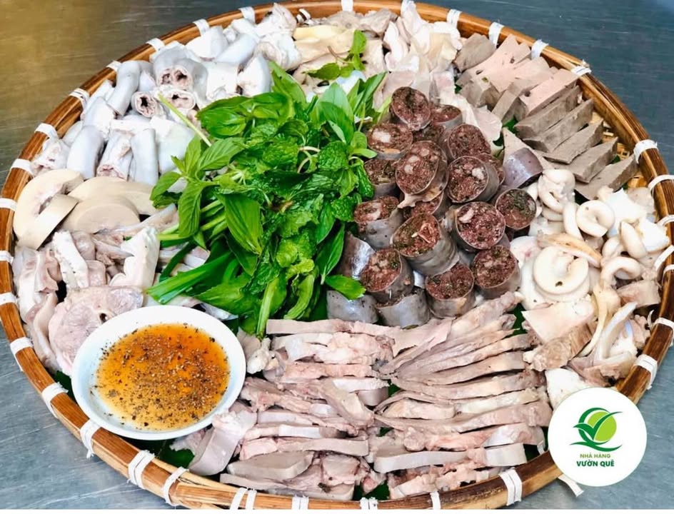 Nhà phố 3 tầng mặt tiền ô tô tại Phường 7, Đà Lạt 188m² giá 7.5 tỷ - Cơ hội đầu tư hấp dẫn!