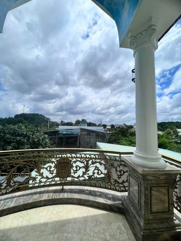 Biệt thự Townhouse Phú Riềng Đỏ 110m² giá 3.7 tỷ - Sang trọng, tặng toàn bộ nội thất!