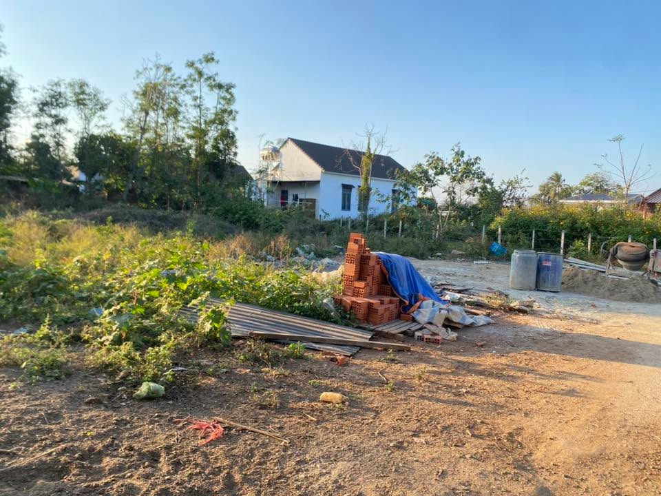 Bán đất thổ cư tại Him Lam, Cư Suê, 140m² giá 1.15 tỷ - Dễ dàng đầu tư!