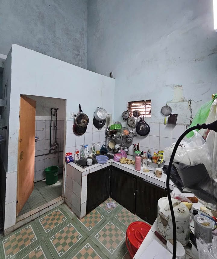 Nhà cấp 4 gác lửng Tôn Đản, Hòa An 54m² giá 2.6 tỷ - Ở ngay, tiện ích đầy đủ!