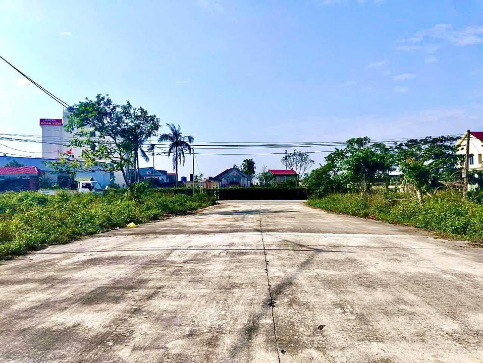 Đất quy hoạch Cha Môi, Cẩm Vịnh 200m² giá 3 tỷ - Vị trí đẹp, giao thông thuận lợi!