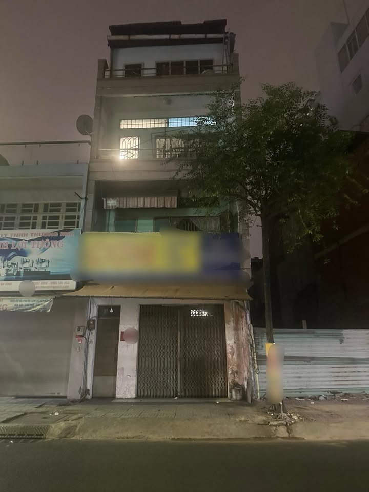 Nhà mặt tiền Nguyễn Thái Bình, Quận 1, 33m², giá 9 tỷ - Bán gấp trước Tết!