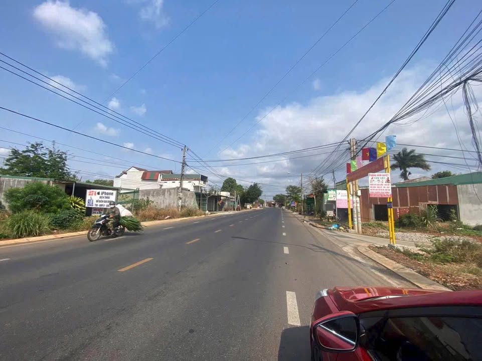 Nhà mặt tiền Nguyễn Thị Định, Buôn Ma Thuột 127m² chỉ 3.45 tỷ - Kinh doanh sầm uất!