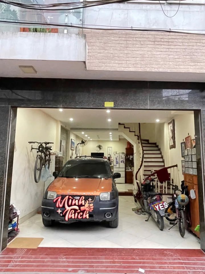 Nhà đẹp phố Xuân La Tây Hồ 46m² giá 11 tỷ - Gần công viên Hòa Bình!