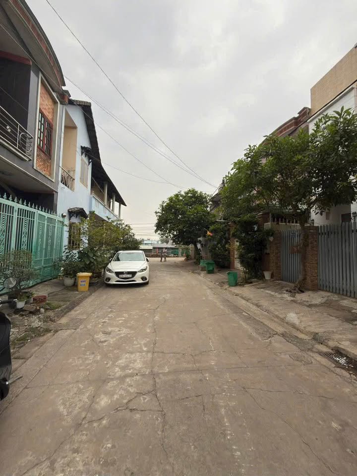 Nhà 1 trệt 1 lầu Long Hưng, Biên Hòa 104m² giá 4.5 tỷ - Thiết kế thoáng mát, chính chủ!