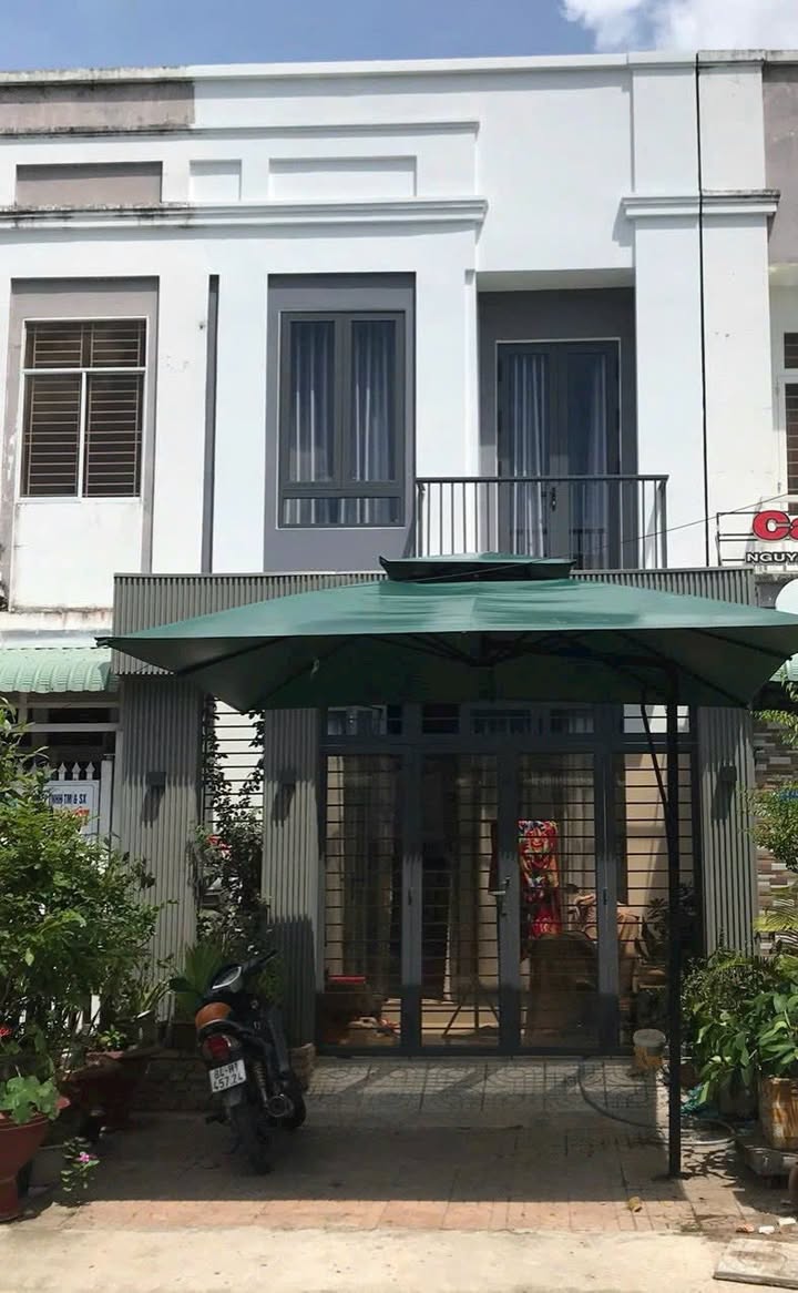 Nhà mặt tiền khu dân cư Hoàng Quân Cần Thơ 69m² giá 3 tỷ - Sẵn sàng vào ở!