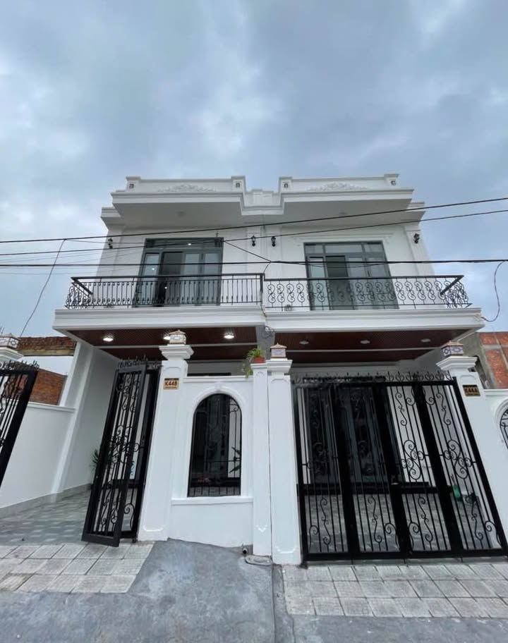 Nhà phố 2 căn 44 Phùng Quán, Thuỷ Dương 82m² giá chỉ 2.85 tỷ - Vị trí cao ráo, không lụt!