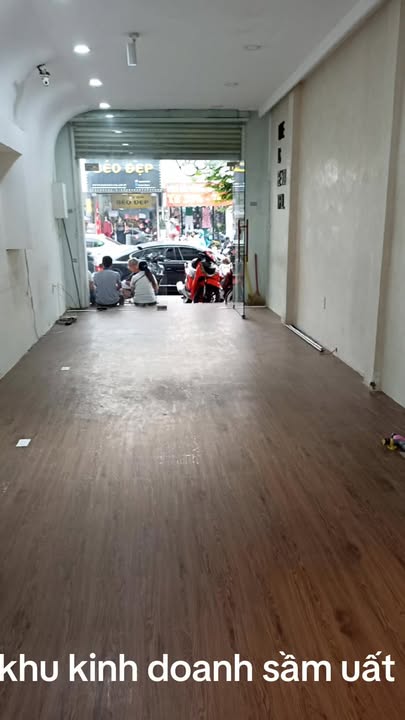 FrontHouse mặt tiền Lê Văn Sỹ 96m² giá 25 tỷ - Đầu tư sinh lời ngay!