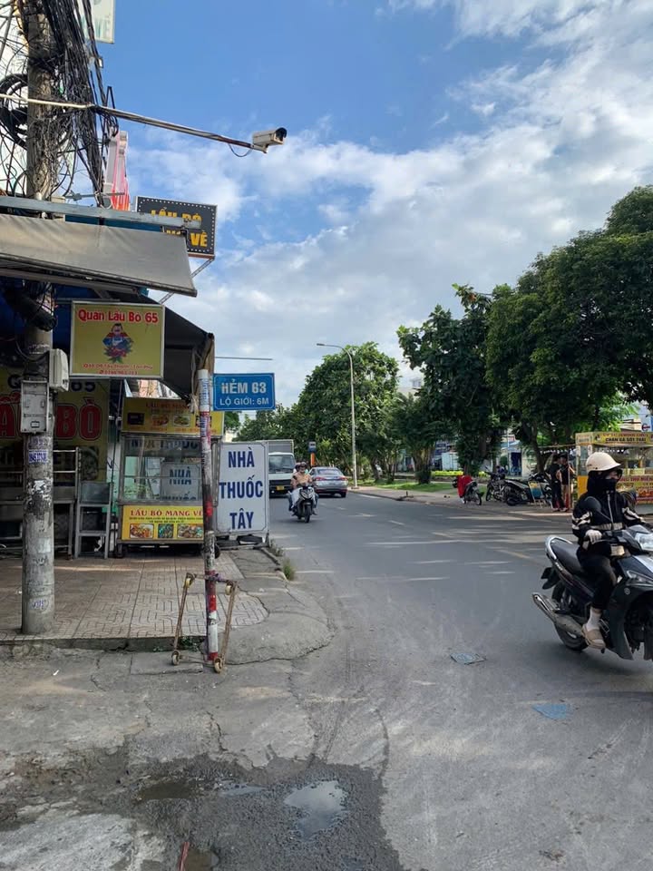 Nhà FrontHouse D9, P. Tây Thạnh, Tân Phú 76m² giá 8 tỷ - Kinh doanh đa ngành, sinh lời cao!