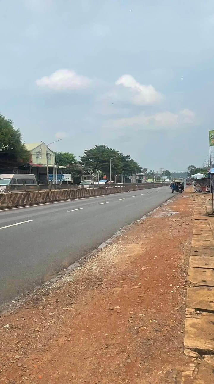 Lô đất mặt tiền QL 1A, xã Hưng Lộc, 4273m² giá 15 tỷ - Cơ hội đầu tư vàng!