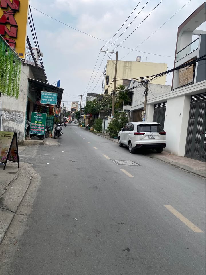 Đất mặt tiền Lê Văn Việt 85m² giá 5.x tỷ - Vị trí kinh doanh đắc địa!