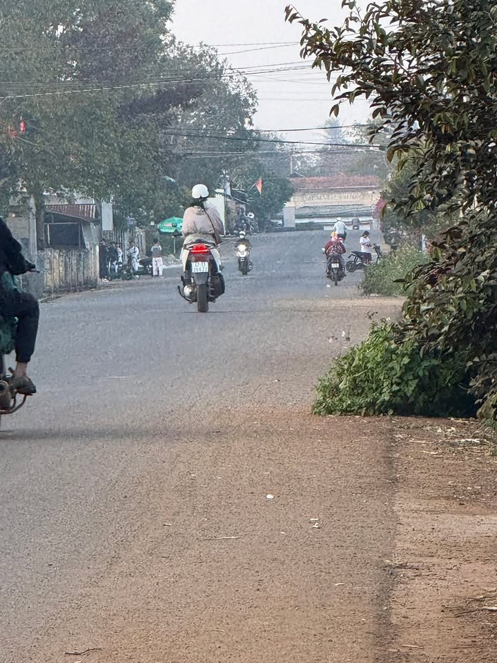 Đất nền Trục chính Ekmut, 228m² giá 1 tỷ - Cơ hội đầu tư sinh lời!