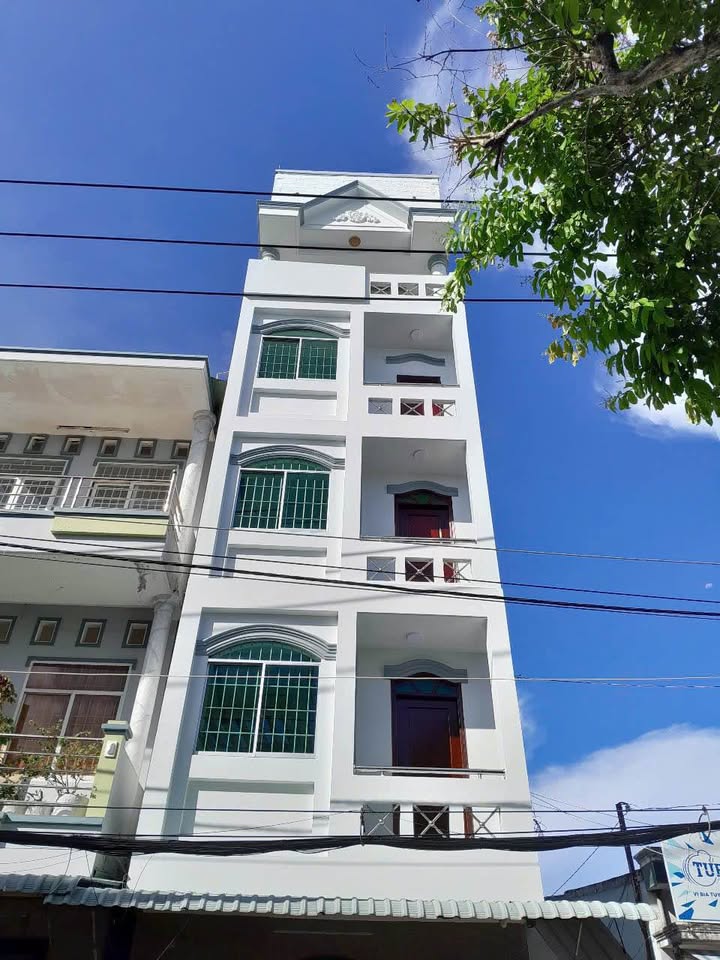 Nhà mặt tiền đường Trịnh Hoài Đức, Rạch Giá 640.15m² giá 5.2 tỷ - Đầu tư sinh lời ngay!