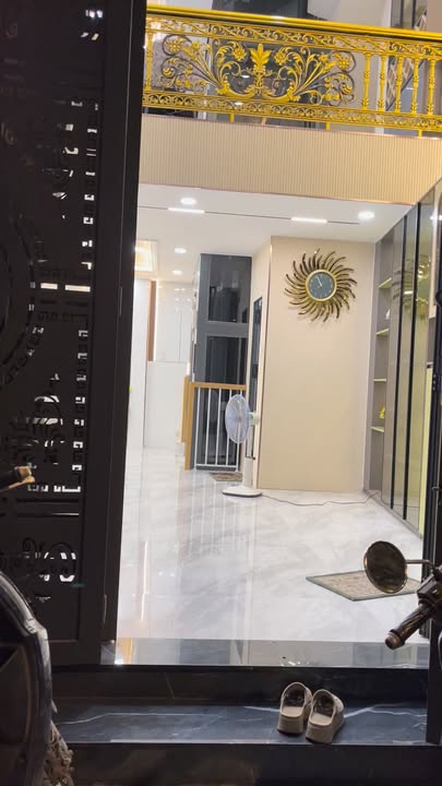 Nhà góc 2 mặt thoáng Bùi Quang Là, 58m² giá 9.8 tỷ - Ô tô đậu cửa 24/7!