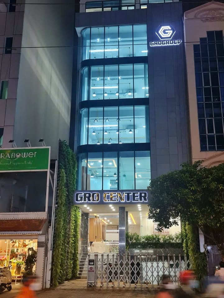 Văn phòng cho thuê tại Điện Biên Phủ, Q.1 - Diện tích 160m², Giá chỉ 10.500 USD/tháng!