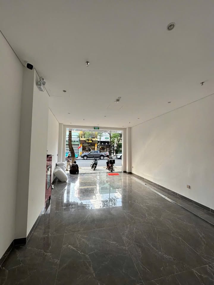 Cho thuê mặt bằng đường Trần Phú, Hải Châu 30 triệu - Khu vực đông khách Hàn