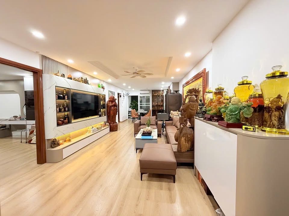 Căn hộ Hateco Hoàng Mai 110m² giá thỏa thuận - Chính chủ bán gấp, view đẹp!