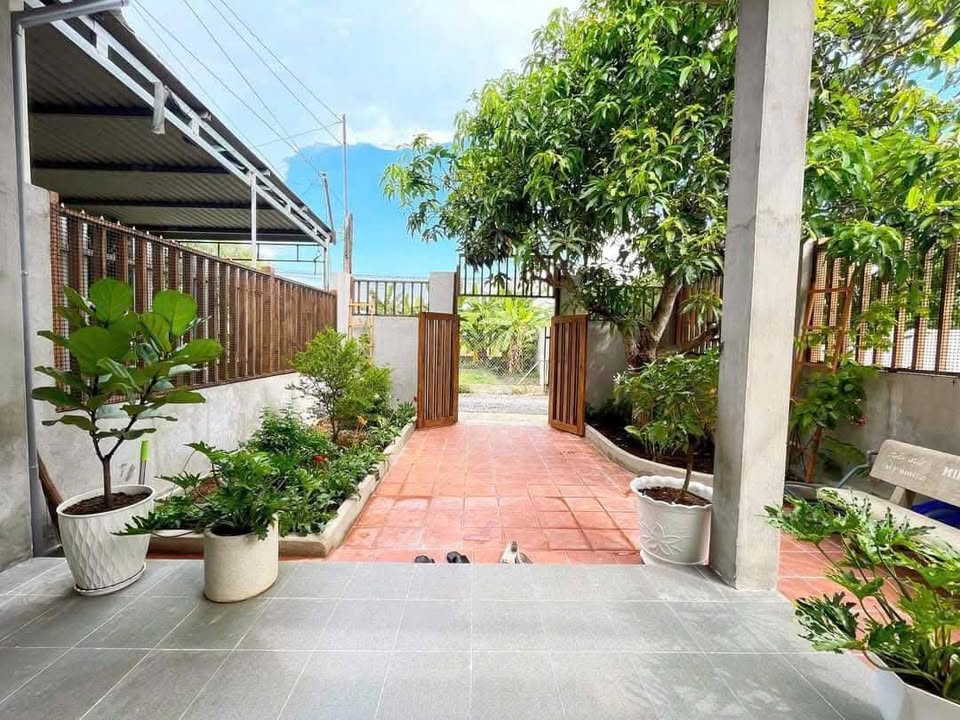 Đất thổ cư thị trấn Đức Hoà 138m² giá 1.98 tỷ - Đường ô tô thuận tiện