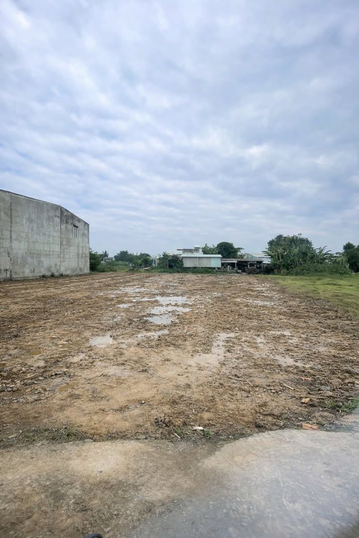 Đất vườn 400m² Huyện Điện Bàn giá chỉ 1.7 tỷ - Cơ hội đầu tư lý tưởng!