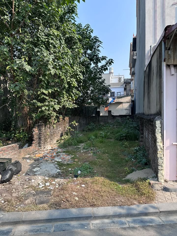 Đất nền xã Nam Hồng 45m² giá 2 tỷ - Ô tô vào tận nơi, sổ đỏ riêng