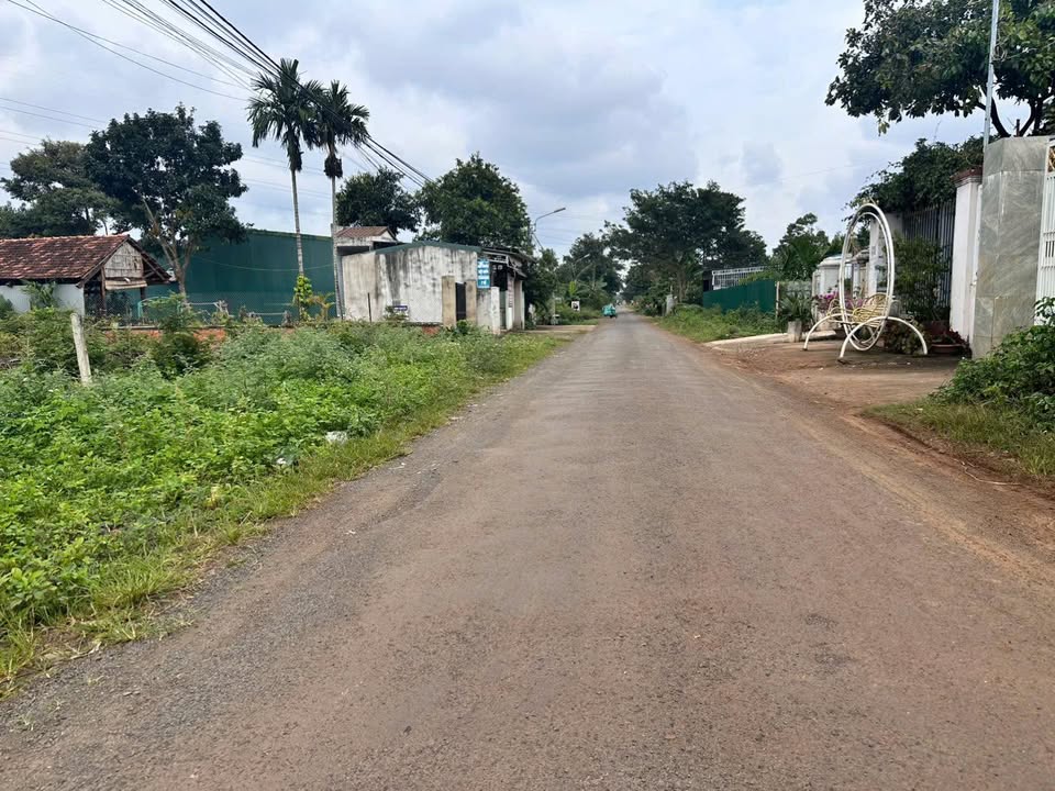 Mặt tiền kinh doanh Krong A, Buôn Ma Thuột 100m² giá 1.3 tỷ - Cơ hội đầu tư hấp dẫn!