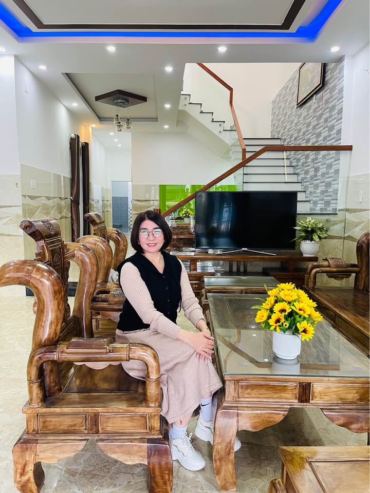 Nhà 2 tầng Hòa Châu, Hòa Vang 217m² giá 5.5 tỷ - Mặt tiền trước sau hiếm có!