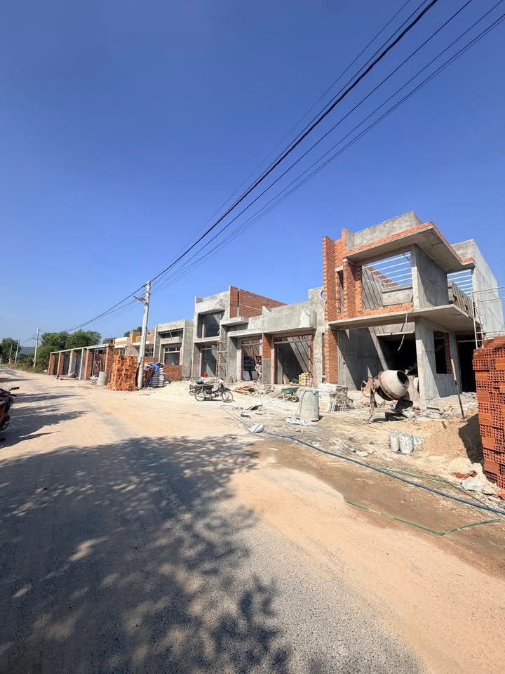 Nhà mặt đường nhựa xã Phước Hội 105m² giá 1.88 tỷ - Sẵn sàng vào ở ngay!