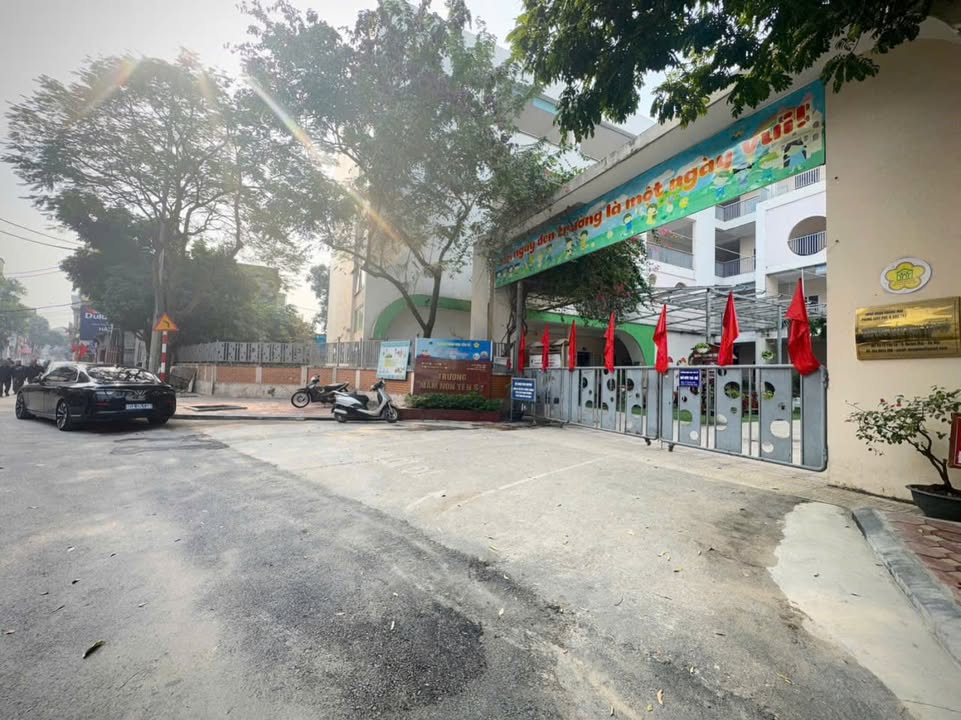 Nhà mặt phố Tam Trinh, Yên Sở, 39m² giá 10 tỷ - Kinh doanh tuyệt vời!