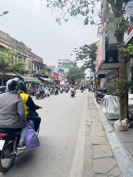 FrontHouse Trương Định 150m² giá 50 tỷ - Sẵn sàng giao dịch ngay!