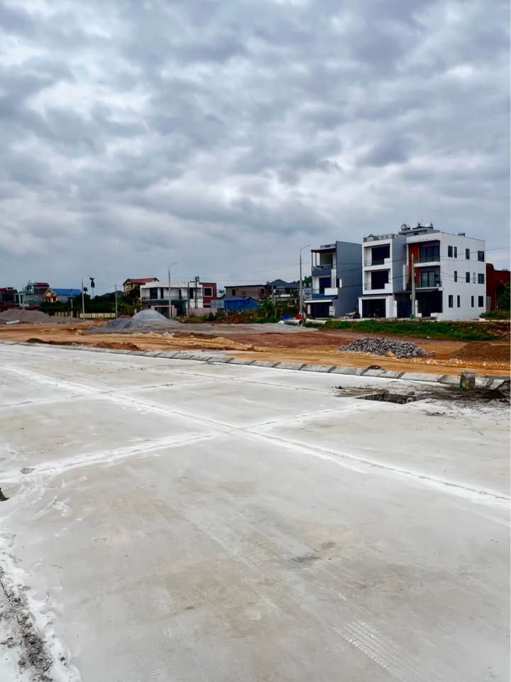 Bán lô đất mặt đường Thanh Niên Xung Phong, Tân Lập 108m² nhỉnh 4 tỷ - Vị trí đắc địa kết nối nhanh!