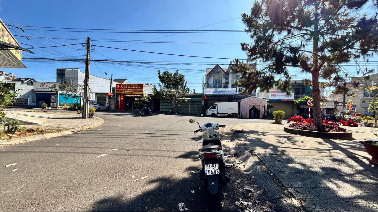 Đất nền hẻm 163 Bùi Thị Xuân, Bảo Lộc 475m² giá 3.85 tỷ - Vị trí trung tâm đầy tiềm năng!