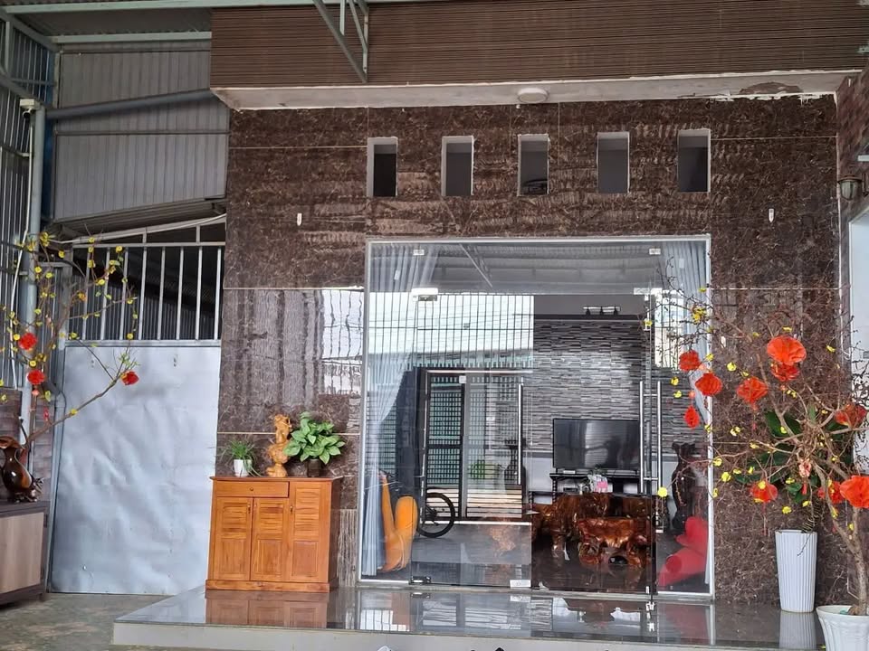 Nhà mặt tiền Nguyễn Đức Cảnh 441m² - Thiết kế hiện đại, giá thỏa thuận!