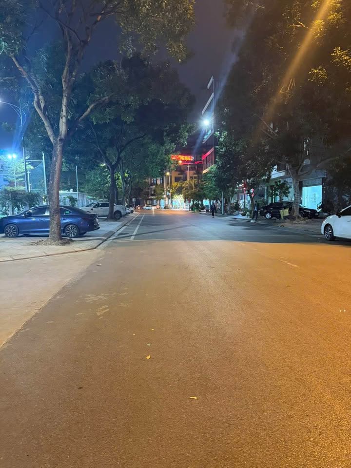 Lô đất mặt tiền đường Nguyễn Thị Minh Khai 81m² giá 9 tỷ - Đầu tư sinh lời ngay!