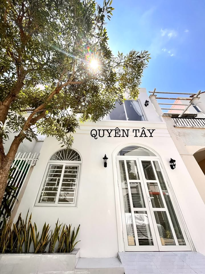 Nhà bán KĐT Cao Cấp Tây Sông Hậu Long Xuyên 60m² giá 2.85 tỷ - Sổ hồng chính chủ!