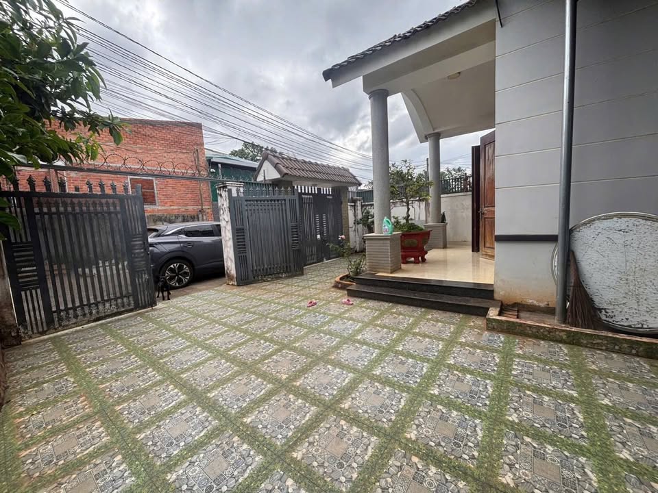 Nhà mái thái hẻm 267 Mai Hắc Đế, Tân Thành, 280.5m² giá 6.2 tỷ - Không thể bỏ lỡ!