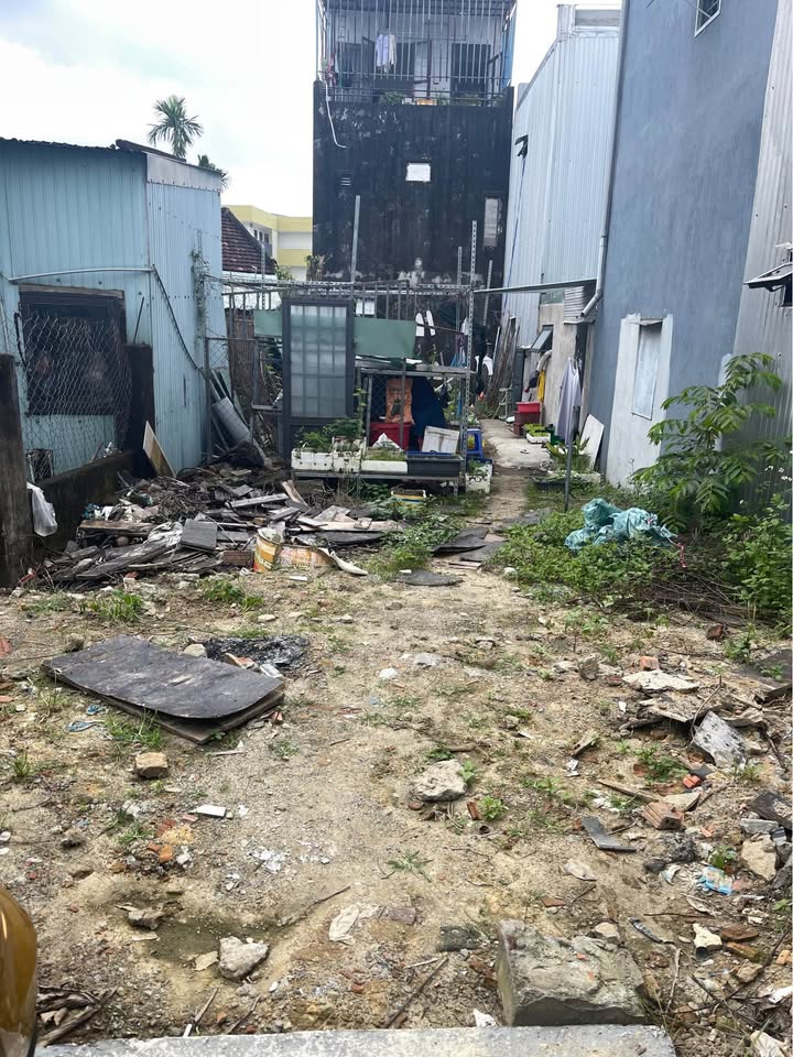 Đất Kiệt Ô Tô Nguyễn Nhàn, Cẩm Lệ 100m² giá 3.35 tỷ - Vị trí đắc địa, tiện ích đầy đủ!