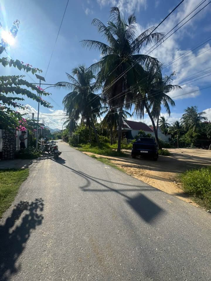 Đất nền Xuân Tự 1 Vạn Hưng 146m² giá 949 triệu - Cách biển chỉ 200m!