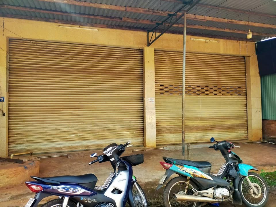 Warehouse khu Nhà Tằm, Phước Bình 420m² giá 3.35 tỷ - Không thể bỏ lỡ!