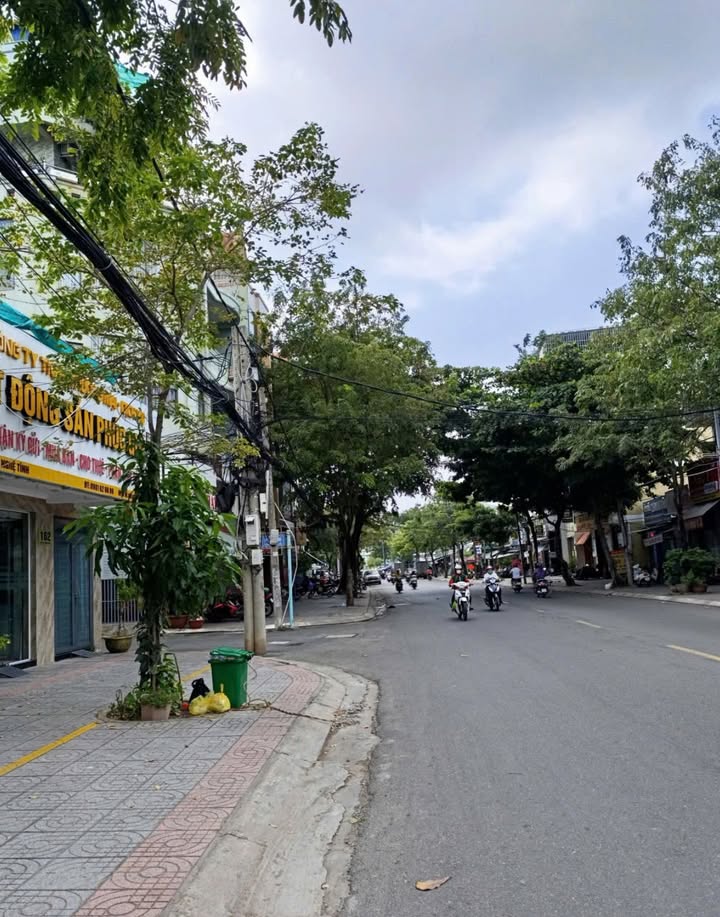 Nhà mặt tiền Xô Viết Nghệ Tĩnh, Thắng Tam, Vũng Tàu 125,4m² giá 15 tỷ - Kinh doanh sầm uất!