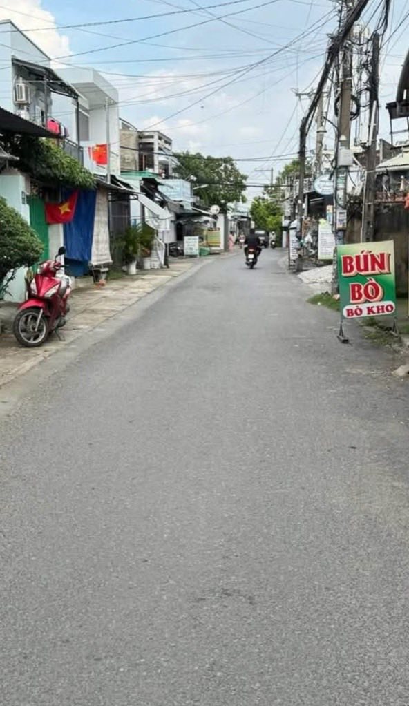 Đất thổ cư 100% Tân Hiệp 100m² giá 3.3 tỷ - Đầu tư sinh lời ngay!