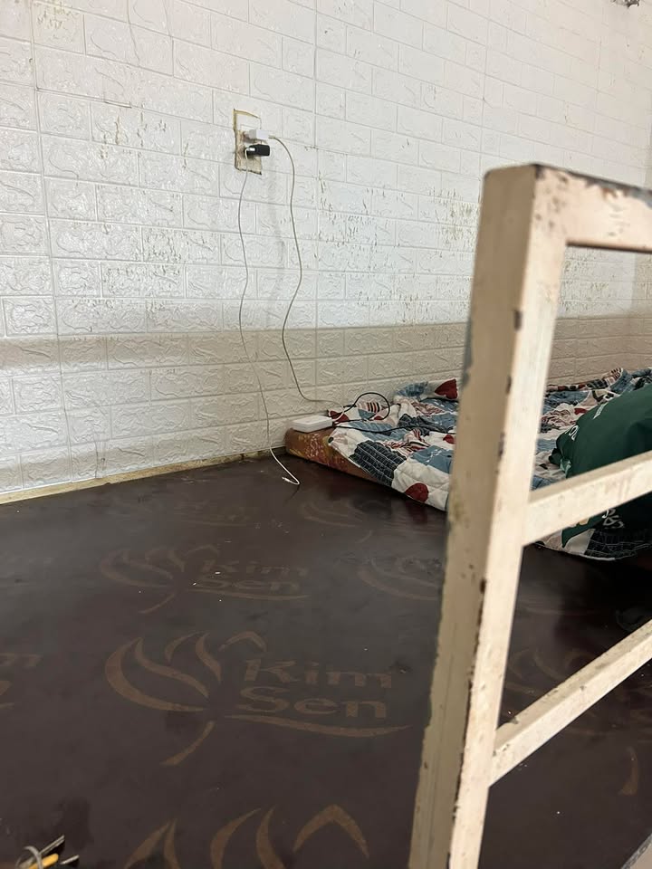 Cho thuê phòng trọ 152 Trần Đại Nghĩa 20m² giá 1.3 triệu - Tiện nghi đầy đủ!