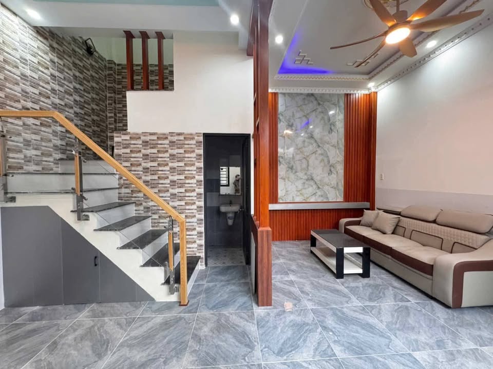 Nhà riêng KP2 Phường Long Bình 70m² giá 1.2 tỷ - Pháp lý rõ ràng, sẵn sàng ở ngay!