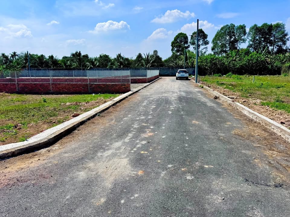 Đất nền xã Trị An, Vĩnh Cửu 105m² giá 590 triệu - Sổ đỏ chính chủ, tiện ích đầy đủ!