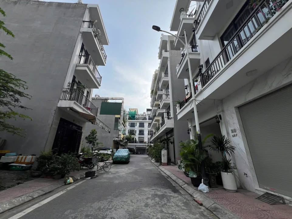 Đất nền Tuyến 2 Thế Lữ, An Dương 40m² giá 5.4 tỷ - Vị trí đẹp, thuận tiện kinh doanh!