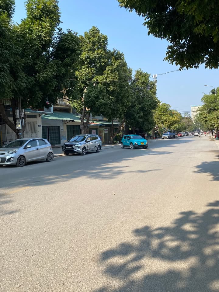 Nhà 3 tầng mặt tiền Hải Thượng Lãn Ông, 64m² giá 4.6 tỷ - Kinh doanh sầm uất!