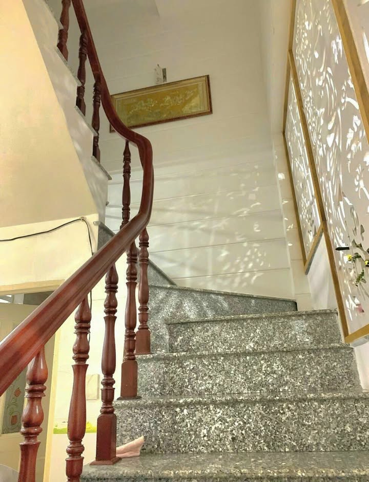 Nhà phố Hưng Phú 1 Cần Thơ 67m² giá 5.1 tỷ - Sổ hồng chính chủ, thuận tiện kinh doanh!