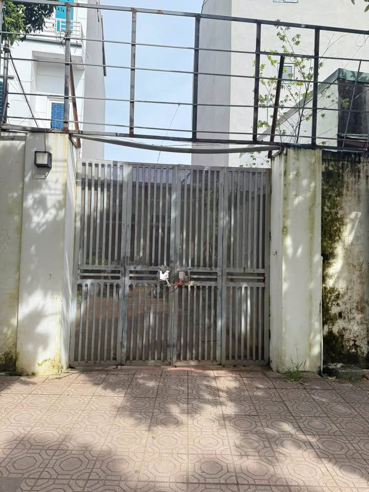 Nhà cấp 4 thôn An Hạ, An Khánh 96m² giá 30 tỷ - Giao thông thuận tiện!