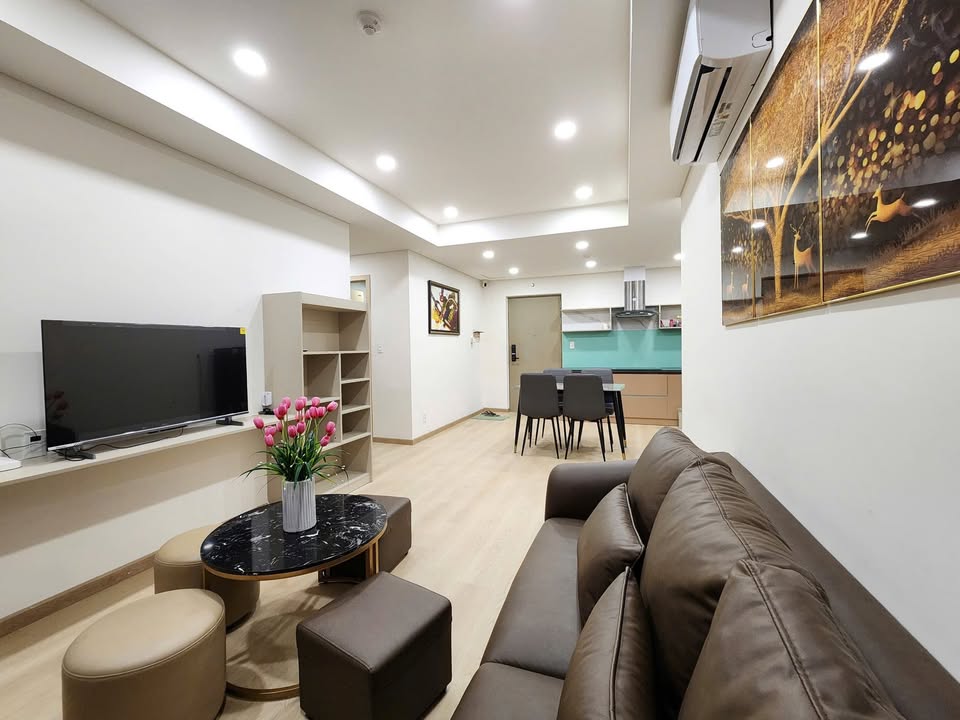 Căn hộ 2 PN Dragon Castle Bãi Cháy 5.5 triệu - Full nội thất, an ninh tốt!