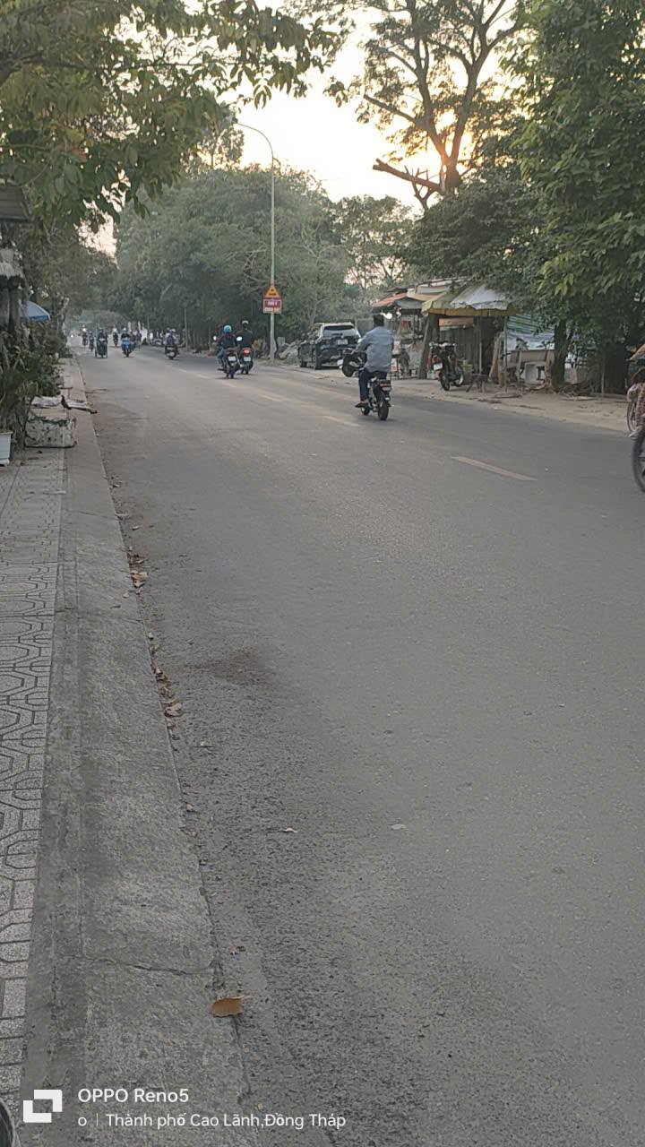 Bán lô đất nền 150m² giá chỉ 600 triệu - Vị trí đắc địa tại Cao Lãnh!